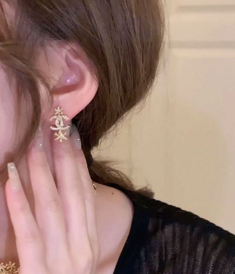 Ch**el earrings